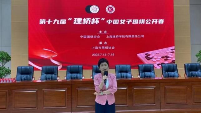 该片主要讲述了孩子被拐六年的崔大陆、被前夫卖掉女儿的李红樱和孩子被拐至死的赵子山，三人因一桩交易而彼此牵连，相遇在寻 上一页12345...99下一页 | | | | | | 电影频道节目中心官方网站CCTV6 VIP影院 全部 电影 电视剧 影人 视频 图片 新闻 更新时间 所有 1小时内 今日内 1周内 1个月内 从资讯频道搜索 结果 190474 条 《小勇士之路》曝路透 星爵和14岁小演员墓地拍摄 2024-10-11 当地时间2024年10月10日，美国加利福尼亚州圣迭戈，电影《小勇士之路》（Way of the Warrior Kid）曝路透，“星爵”克里斯·帕拉特和14岁小演员裘德·希尔现身搭建的“墓地”片场 重回颜巅！