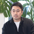”岳洋说，“在中国家庭，谈这些常常是忌讳。